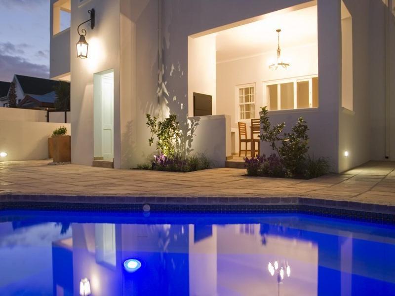 Kenjockity Self Catering Apartments Hermanus Buitenkant foto