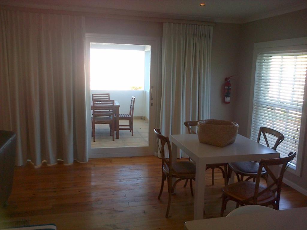 Kenjockity Self Catering Apartments Hermanus Buitenkant foto